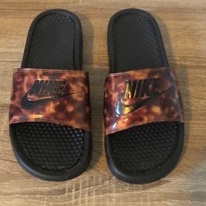 Nike slides